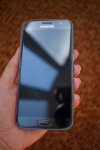 Samsung Galaxy S7 - вид спереди