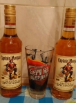 Captain Morgan бутылки и подарочный стакан