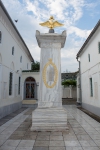Евпатория, комплекс Караимские Кенасы, монумент в честь посещение кенас императором Александром Первым