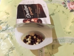 Йогурт Danone Даниссимо Фантазия Хрустящие шарики в шоколаде»