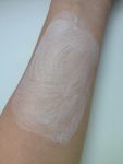 Нежный пилинг для лица "Мгновенное обновление кожи" для сухой и нормальной кожи Natura Siberica нежно отшелушивает кожу