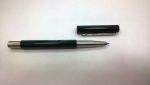 Ручка со снятым колпачком