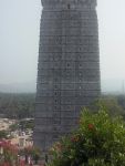 башня Гопурам высотой 70 метров