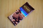 Молочный шоколад Roshen с цельными лесными орехами