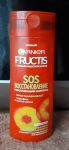 Шампунь Garnier Fructis "SOS Восстановление" для секущихся и очень поврежденных волос
