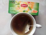 Чай  Lipton Citrus Garden Green Tea насыщенный цвет