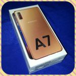 Упаковка телефона Samsung A750 Galaxy A7 Gold