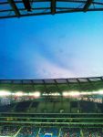 Небо над стадионом рассеялось.
