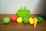 Игровые фрукты и овощи с корзинкой