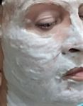 Вид и консистенция ночной маски для лица Skinlite Пузырьковая