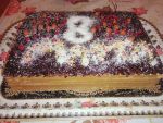 Торт с вафельных коржей и декором