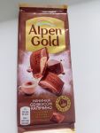Шоколад Alpen Gold начинка со вкусом капучино.