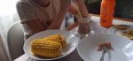 сваренная кукуруза
