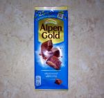 Шоколад молочный Альпен Гольд