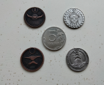 Сравнение монет из Пятерочки с 5-ти рублевой монетой