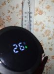 Пустой термос показывает комнатную температуру