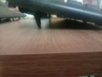 Клавиатура приподнята