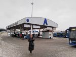 Остановка автобусов по разным направлениям ЮВАО (на фото не я)
