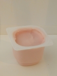 Йогурт вязкий "Агуша" малина-земляника 2,7% - открытый стаканчик