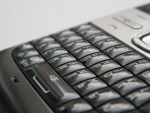 Смартфон Nokia E5 - кнопки