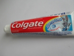 Детская зубная паста Colgаte "Доктор заяц" со вкусом жвачки: яркий тюбик