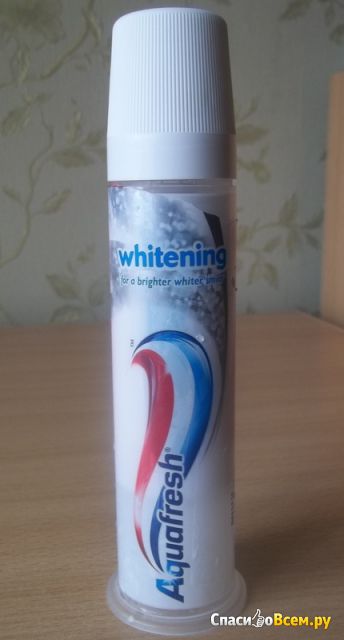 Зубная паста Aquafresh Whitening