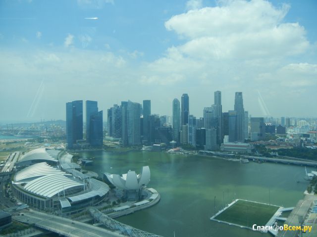 Колесо обозрения Singapore Flyer (Сингапур)