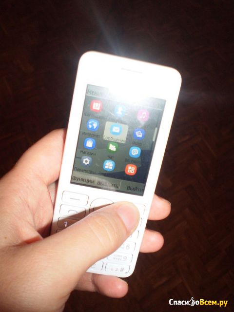 Мобильный телефон Nokia 206
