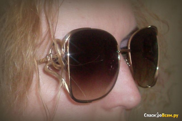 Женские солнцезащитные очки Avon "Летняя прогулка"