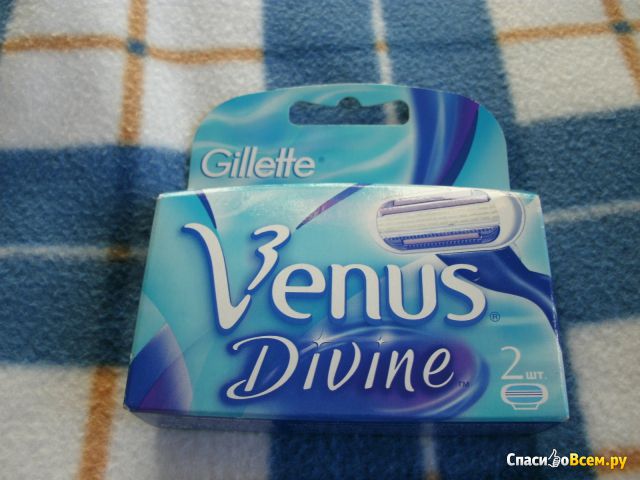 Сменные кассеты для бритья Procter & Gamble Gillette Venus Divine