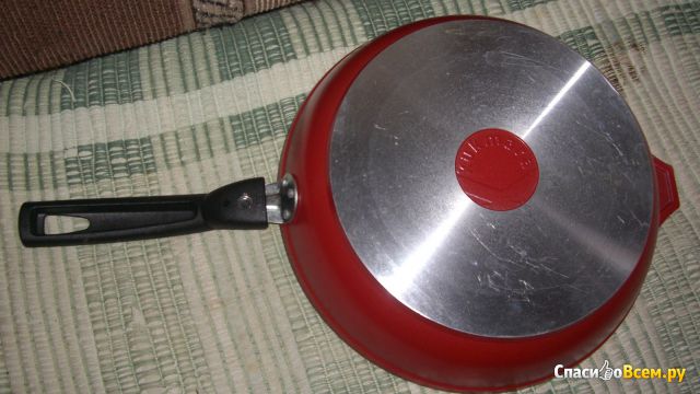 Сковорода Kukmara литая с антипригарным покрытием и керамическим усилением