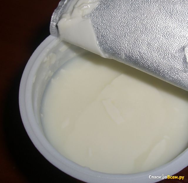 Кисломолочный продукт "Неженка" Уктусский молочный завод