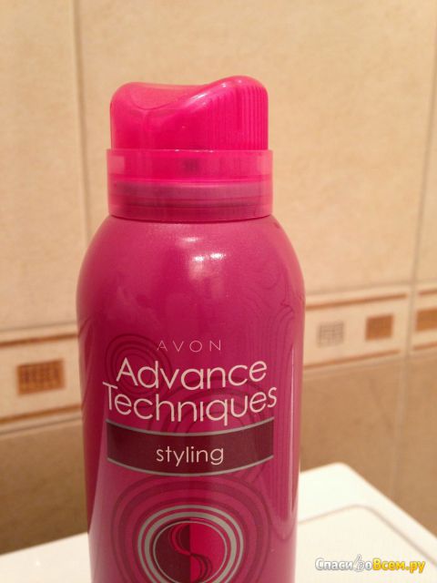 Лак-спрей для укладки волос Avon Advance Techniques сильная фиксация