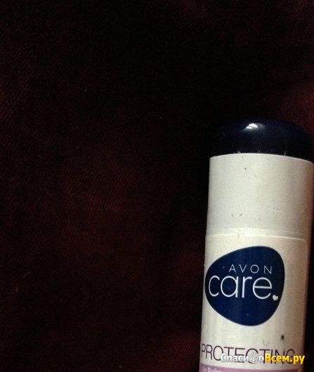 Защитный бальзам для губ Avon Care с маслом виноградных косточек и витамином Е
