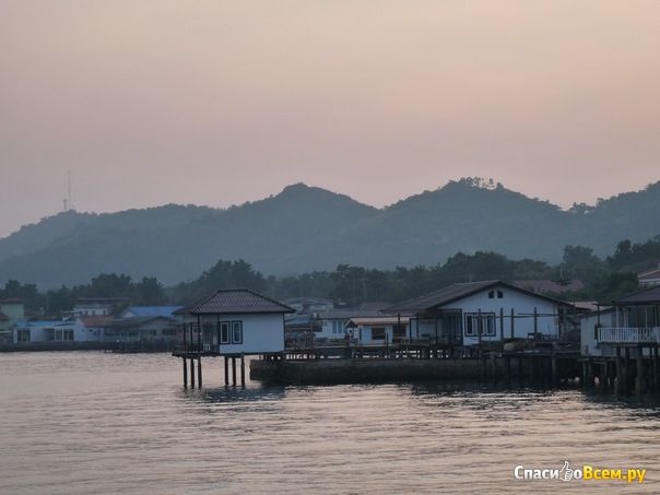 Остров Ко Лан (Таиланд)
