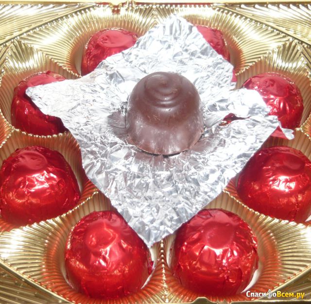 Шоколадные конфеты "Alpen Gold Composition" с вишней в коньяке в темном шоколаде
