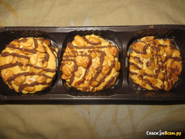 Печенье Cookies Bergen Chocolate striped peanut c арахисом и шоколадной глазурью