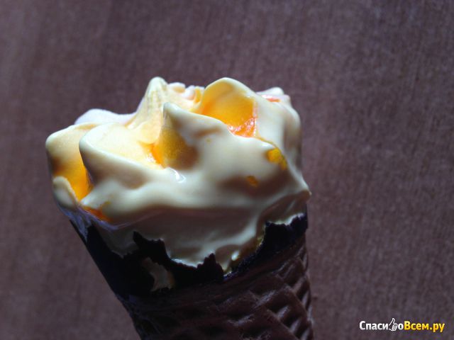 Мороженое Инмарко Cornetto манго-маракуйя