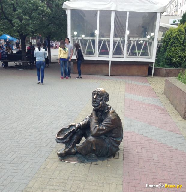 Памятник профессиональному нищему  (Россия, Челябинск)