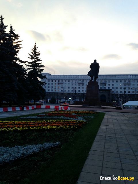Сквер на площади Революции (Челябинск)