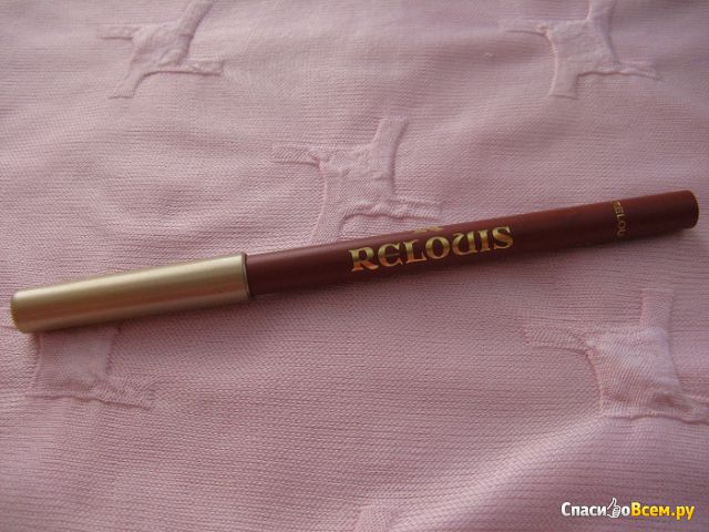 Контурный карандаш для губ с витамином Е "Relouis"