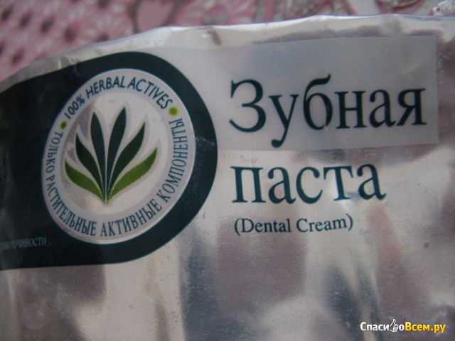 Зубная паста Himalaya Herbals "Dental Cream"