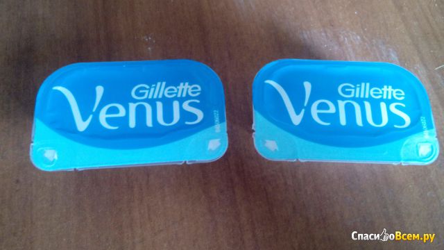 Сменные кассеты для бритья Procter & Gamble Gillette Venus