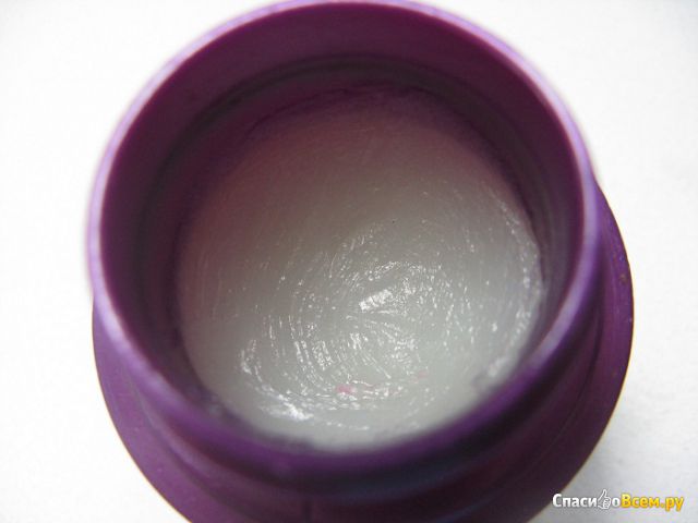 Смягчающее средство Oriflame "Нежная забота" с ароматом черной смородины