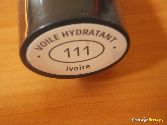 Увлажняющее тональное средство для лица Л'этуаль Voile Hydratant