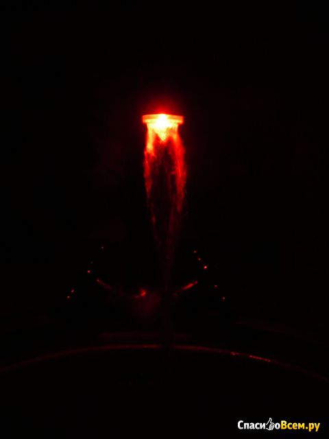 Светодиодная насадка на кран Power LED Faucet Light HLI-135323