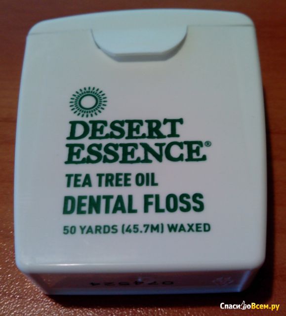 Зубная нить Desert Essence tea tree oil Dental Floss
