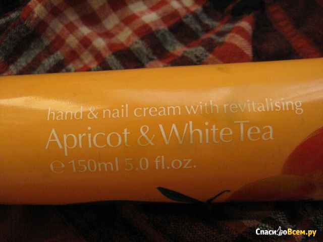 Крем для рук и ногтей Oriflame Nature Apricot & White Tea "Абрикос и белый чай"