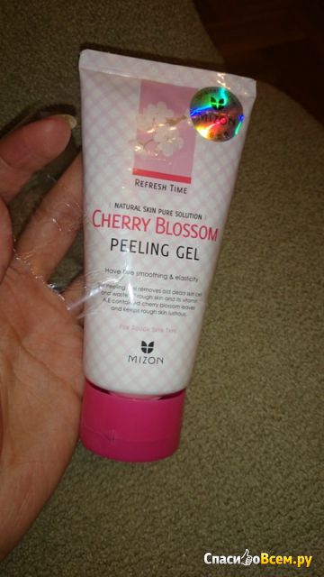 Пилинг-скатка для лица Mizon Cherry Blossom Peeling Gel с экстрактом сакуры
