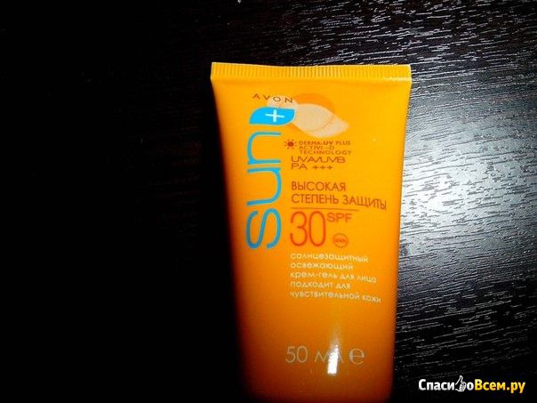 Солнцезащитный освежающий крем для лица Avon Sun Fresh SPF 30